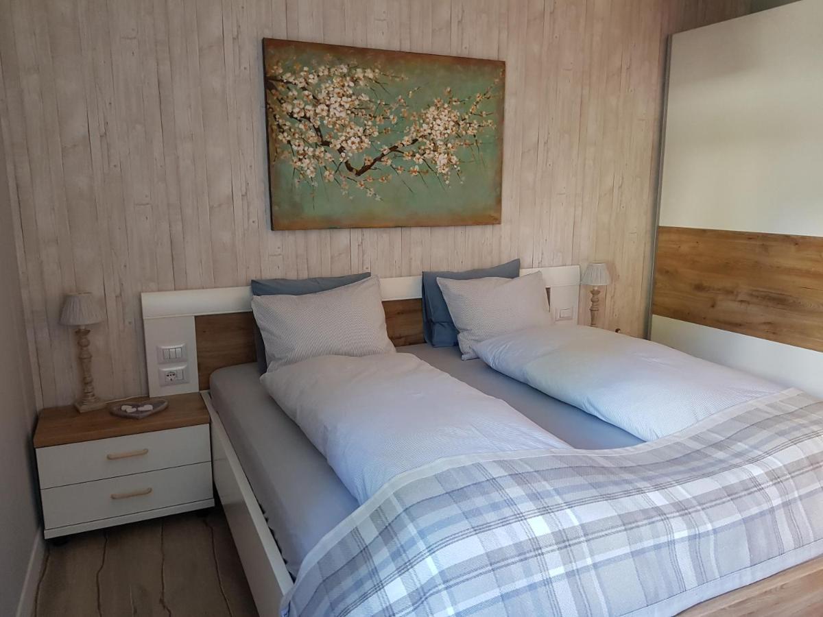 Apartment Downtown Hideout Pedestrian Zone Private Garden, Parking Card