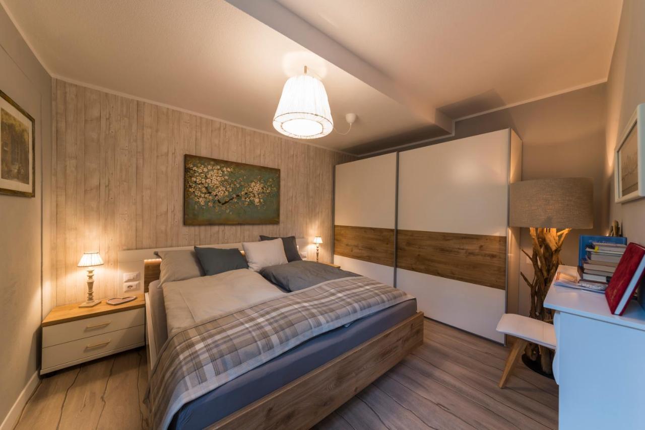 Downtown Hideout Pedestrian Zone Private Garden, Parking Card Apartment Bressanone