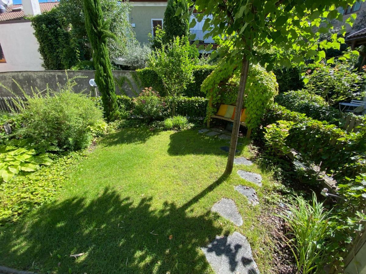 Downtown Hideout Pedestrian Zone Private Garden, Parking Card Apartment